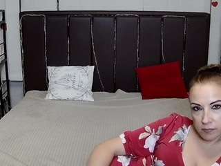ElizabethSo live cam preview