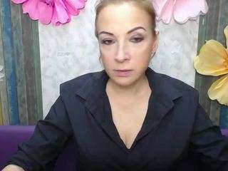 ElizabethSo live cam preview