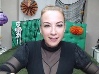 ElizabethSo