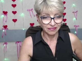 ellabonito Live Webcam on CamSoda