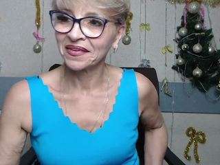 ellabonito's CamSoda show and profile