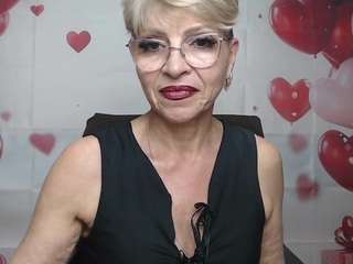 ellabonito's CamSoda show and profile