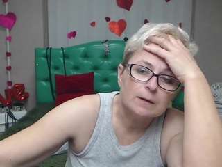 emiliagree's CamSoda show and profile