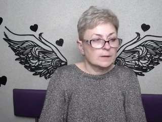 emiliagree live cam profile