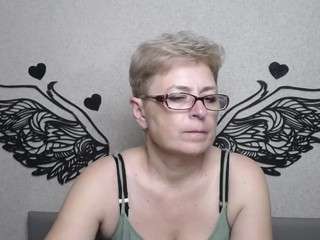 emiliagree live webcam show