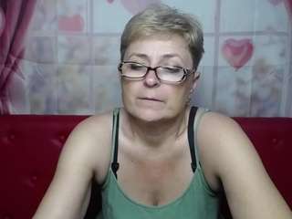 EmiliaGree live webcam show