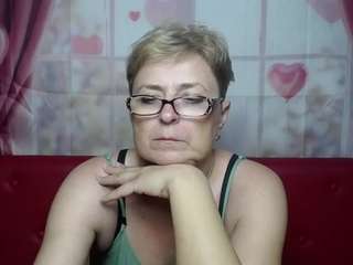 EmiliaGree live webcam show