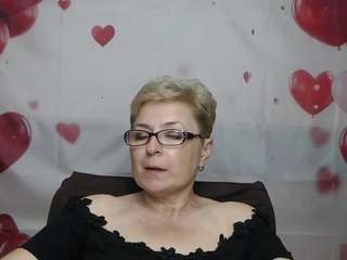 EmiliaGree live webcam show