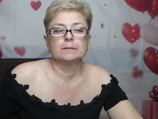 EmiliaGree live webcam show