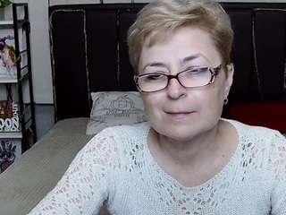 EmiliaGree live cam preview