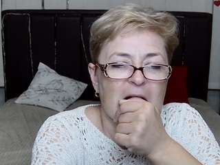 EmiliaGree live cam preview