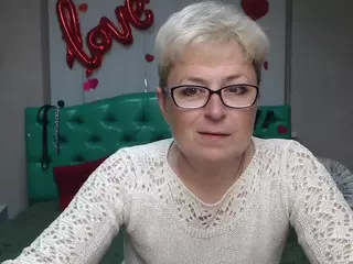 EmiliaGree's Live Sex Cam Show