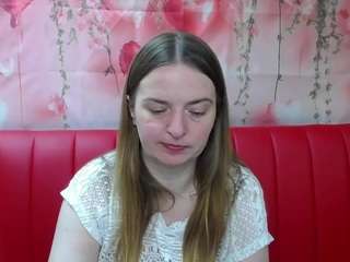 freyadak's CamSoda show and profile