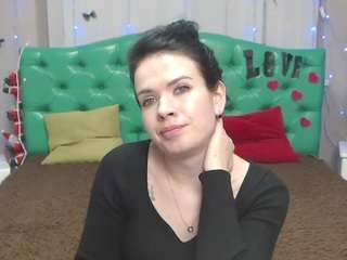 jasminekouch's CamSoda show and profile