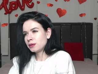 jasminekouch's CamSoda show and profile