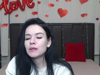 jasminekouch's CamSoda show and profile