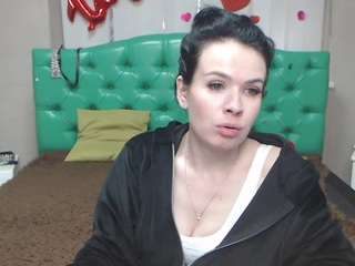 le modèle jasminekouch est en webcam porno dans un show sur le site camsoda, il possède les tags suivants: ass,bedroom,twerk,toys,thin,tattoos,spanking,solo,skinny,sex-toys,natural,moaning,lovense,living room,gray eyes,flashing,facial piercings,erotic-dance,drinking,domination