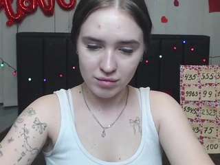LauraHlot