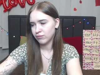 LauraHlot