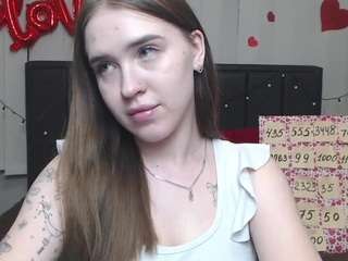 LauraHlot