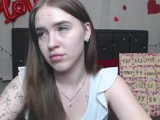 LauraHlot
