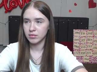 LauraHlot