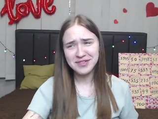 LauraHlot