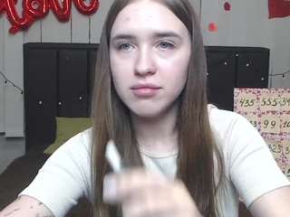 laurahlot Live Webcam on CamSoda