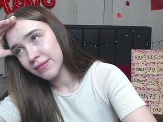 LauraHlot