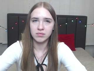 LauraHlot