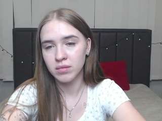 LauraHlot
