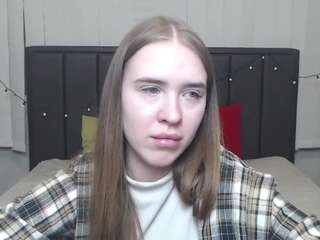 LauraHlot