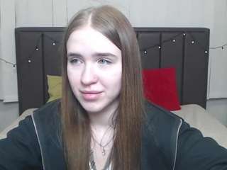 LauraHlot