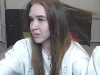 LauraHlot