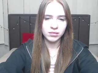 LauraHlot