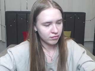 LauraHlot