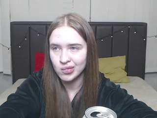 LauraHlot