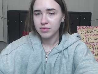 LauraHlot