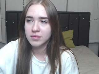 LauraHlot
