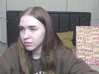 LauraHlot