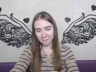 LauraHlot