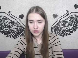 LauraHlot