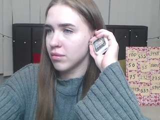 LauraHlot