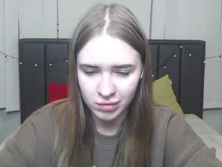 LauraHlot