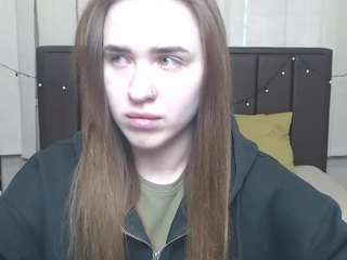 LauraHlot