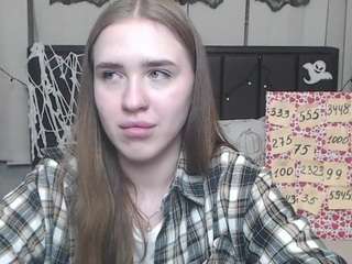 LauraHlot