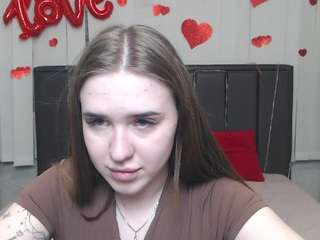 laurahlot live cam profile