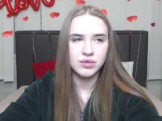 laurahlot live cam profile