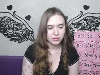 laurahlot Live Webcam on CamSoda