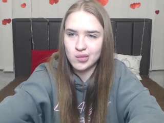 LauraHlot